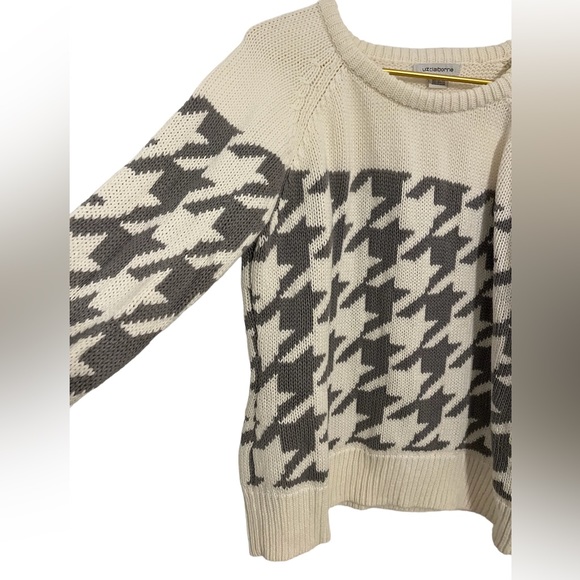 Liz Claiborne Houndstooth pattern sweater, knit size XL cream and gray - Picture 5 of 8